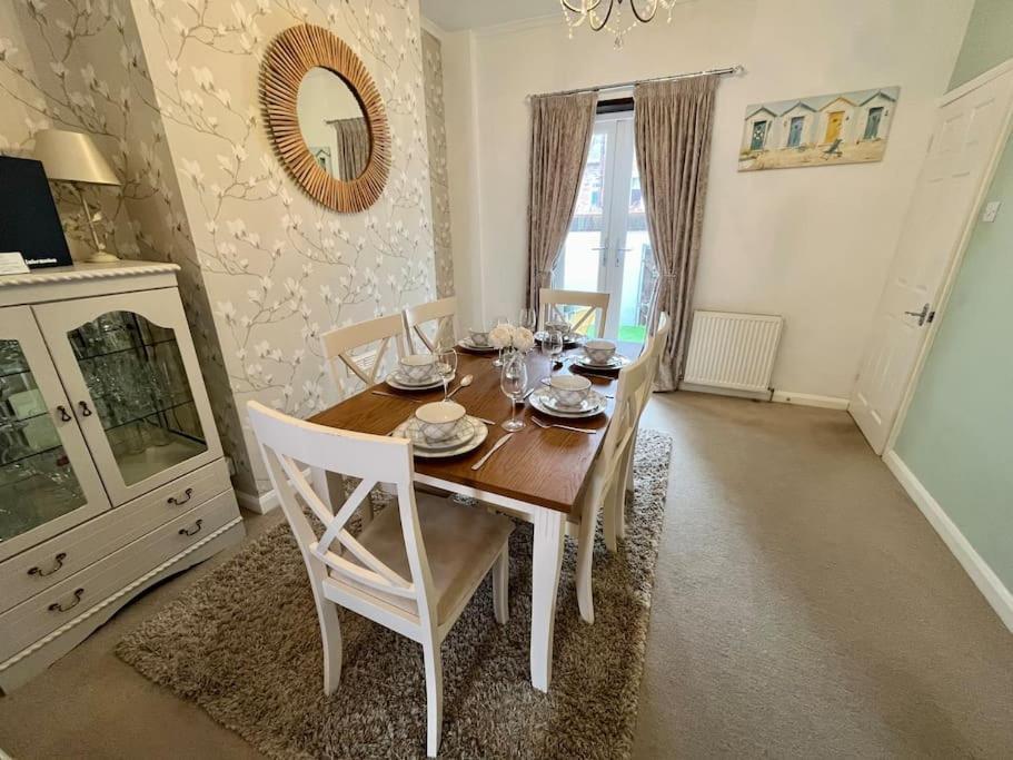 Scoresby Retreat - Whitby Holiday Home المظهر الخارجي الصورة